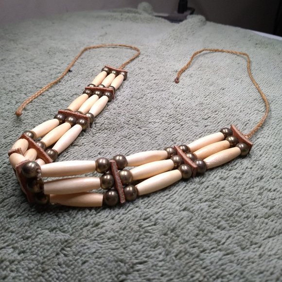 Native american bone necklace handcrafted. - Picture 3 of 4